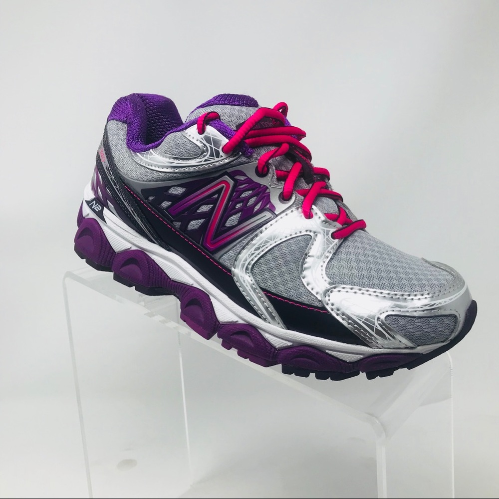 New balance women’s 1340 v2 shoes